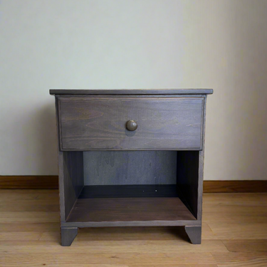 Max Nightstand